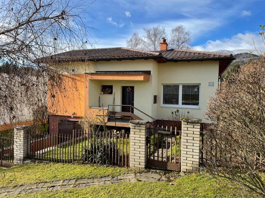 Oddych Pri Martinskych Holiach /Mountains Vacation Villa Buitenkant foto